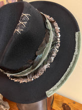 Load image into Gallery viewer, River