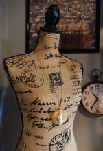 Load image into Gallery viewer, Gold Aspen Charlie