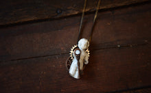 Load image into Gallery viewer, Gear Charlotte