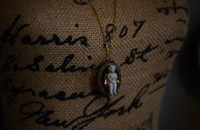 Load image into Gallery viewer, Vintage Stone Charlotte