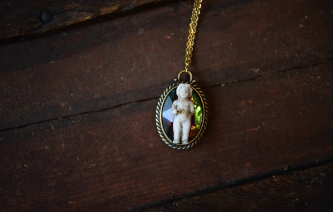 Vintage Stone Charlotte